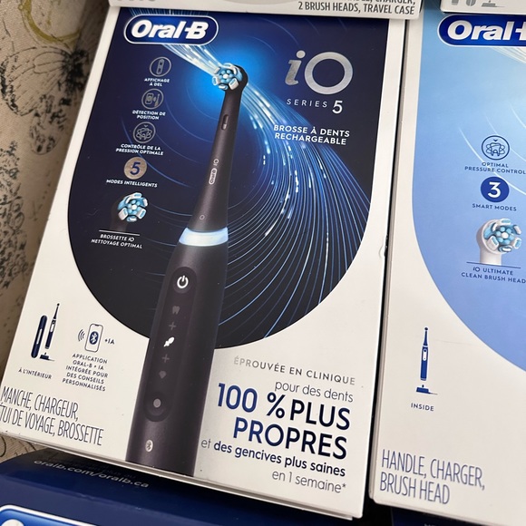 BRAND NEW SEALED ORAL B iO Series 5 Electric Toothbrush - Picture 1 of 1
